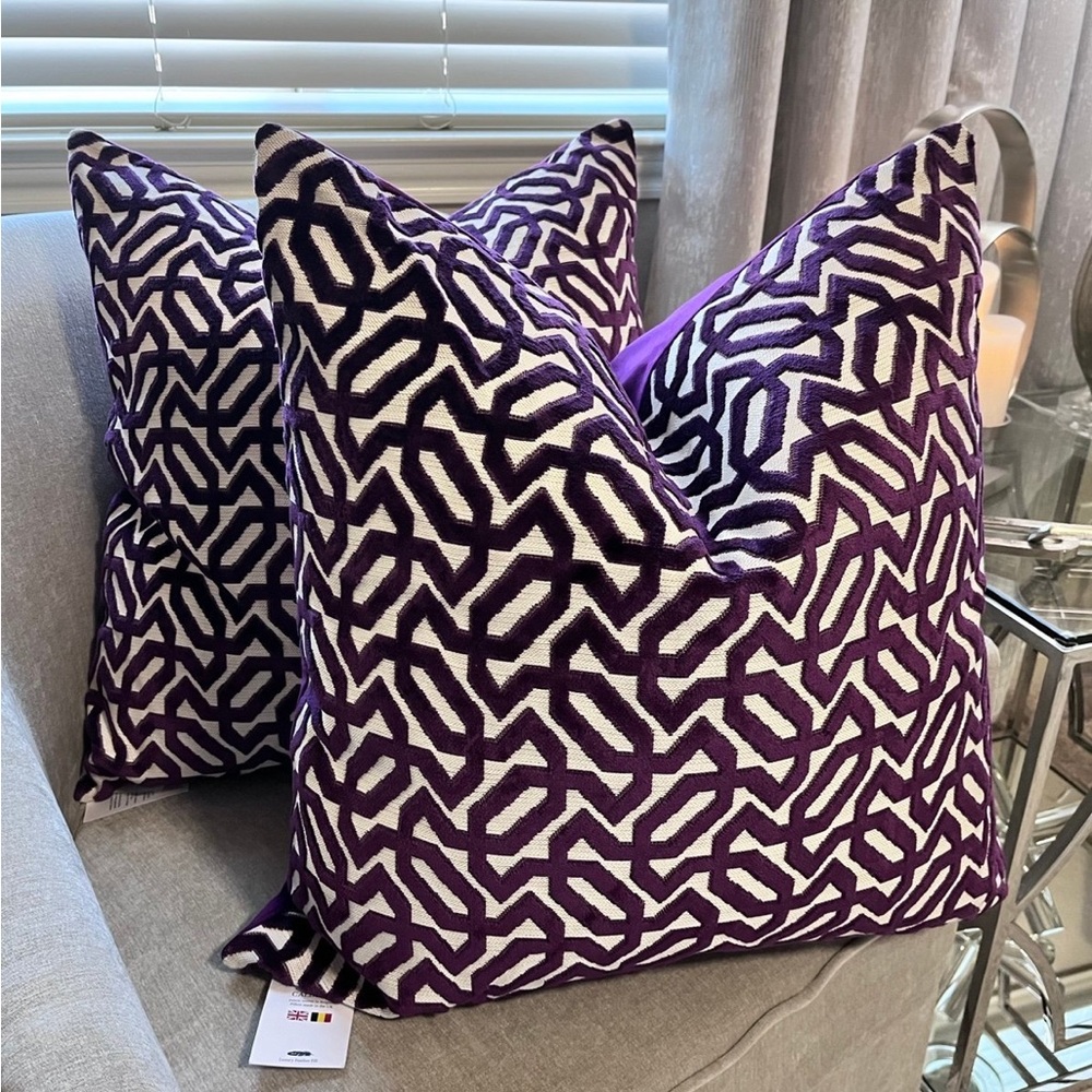 1-NWT CALDEIRA GEO DESIGN DECORATIVE PILLOWS (Read description for details)